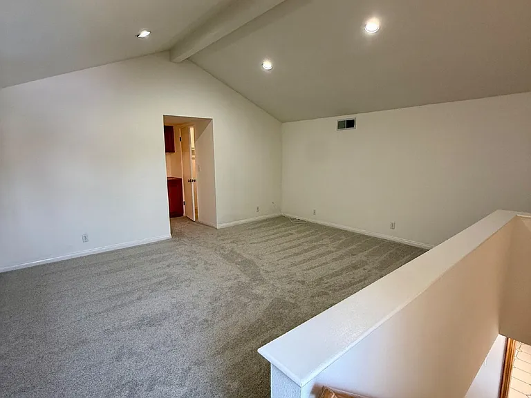 5220 Dresden Cir — Photo 14