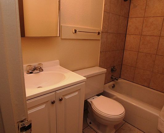 3rd image of 6518 Boyd St APT 19
