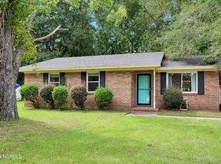 132 Meadowood Dr, Wilmington, NC 28411