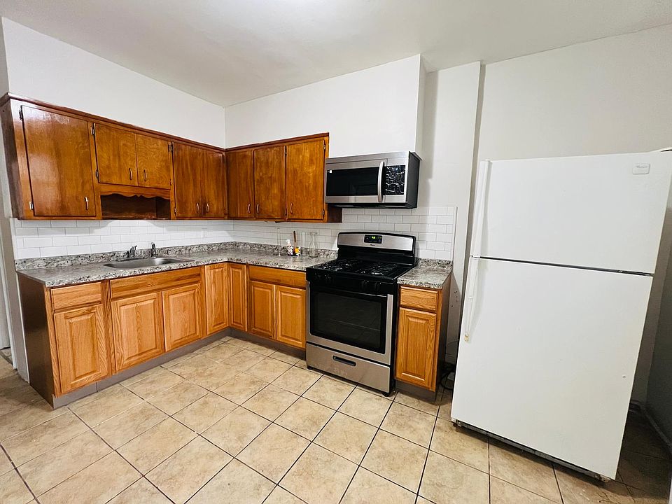 1st image of 1308 43rd St #1