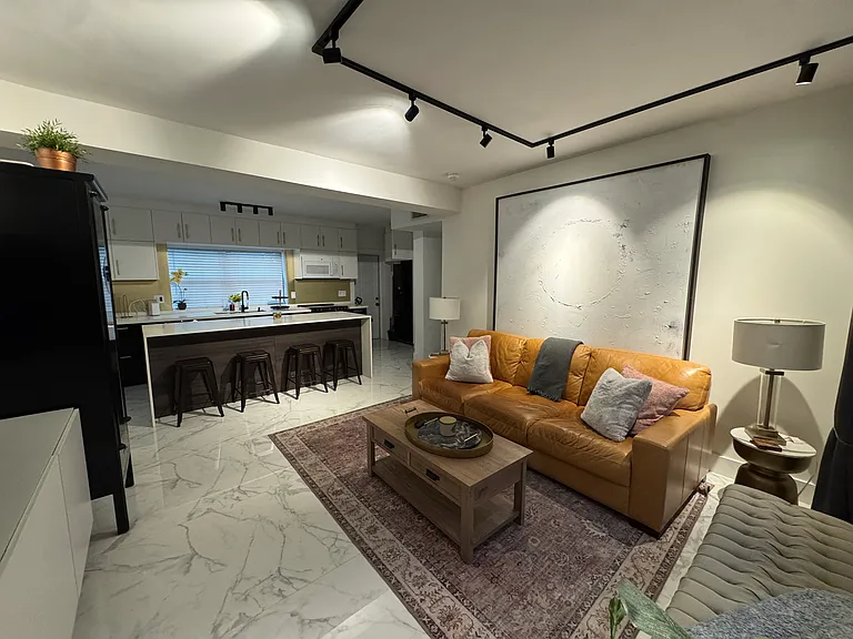 1215 E Broward Blvd #1 — Photo 3