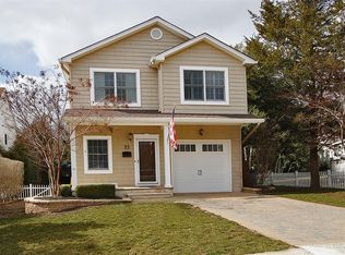 23 Navesink Ave, Atlantic Highlands, NJ 07716