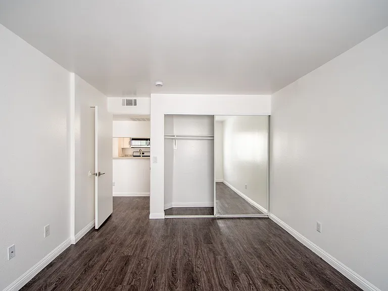 11030 Hartsook Street — Photo 24
