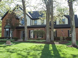 2903 Cherryhill Ct, McHenry, IL 60050