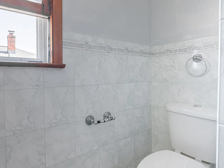 430 Sylvan St #1 — Photo 16