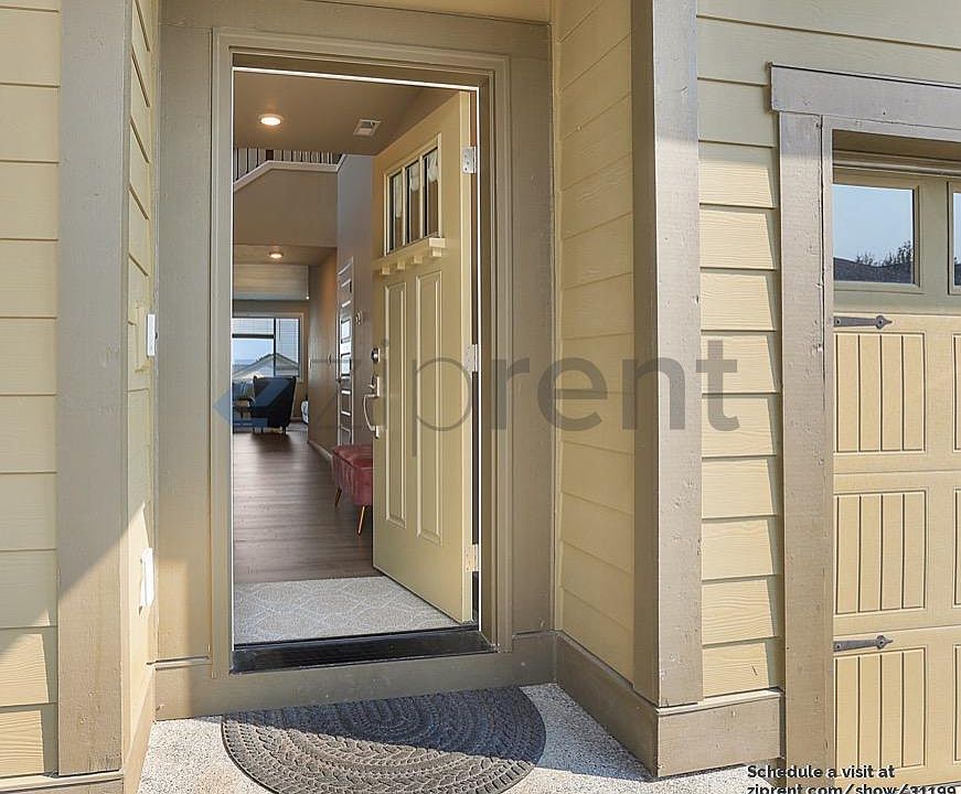 1st image of 7125 134th St SE