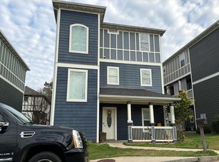 696 Rose Palm Ln, Atlanta, GA 30315