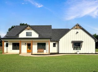 3235 N Fm 312, Winnsboro, TX 75494