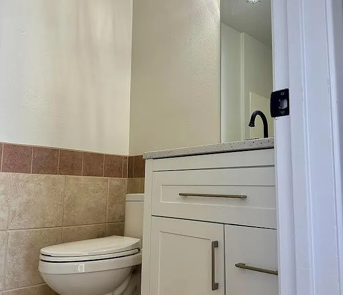4232 Trinity Pl NW — Photo 19