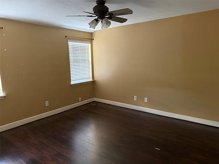 18101 Heritage Ln #8101 — Photo 8