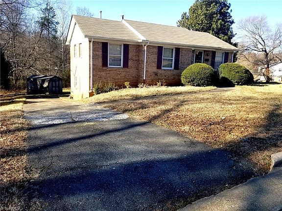 2nd image of 3792 Barkwood Dr