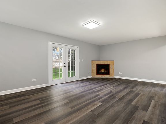 5th image of 14515 Leavitt Ave