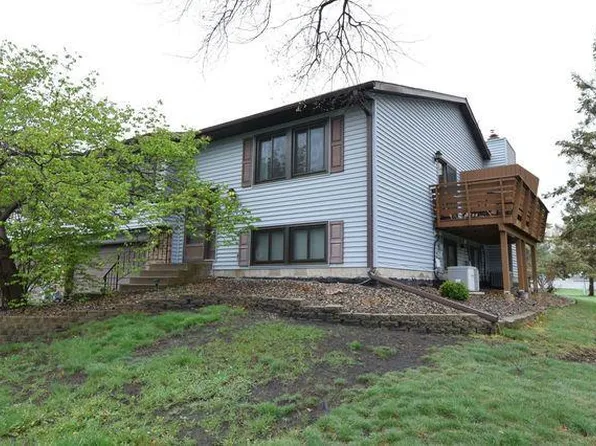 1026 121st Ln NE, Blaine, MN 55434