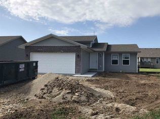 6439 Edgewood Rd, Machesney Park, IL 61115