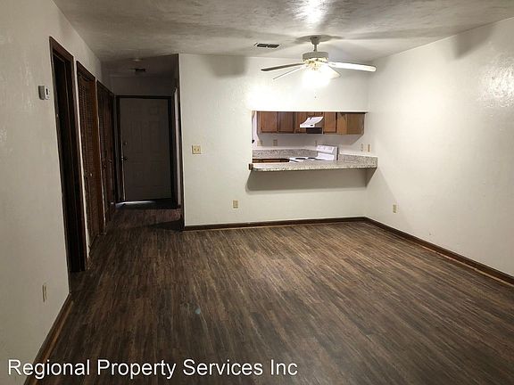 4th image of 2927 Woodrich Dr #11373582