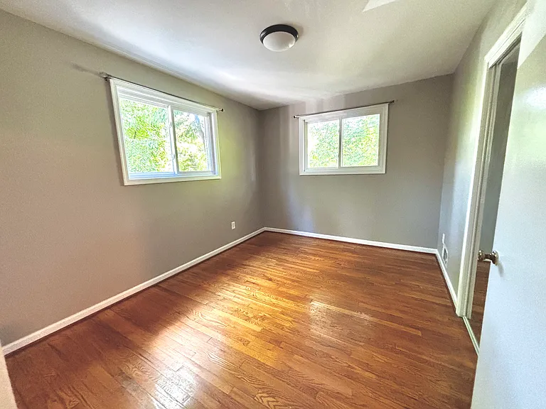 2405 Lillian Dr — Photo 20