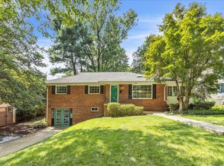 3020 Military Rd, Arlington, VA 22207