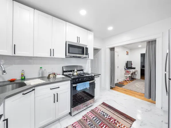 477 Mercer Street image 3 of 35