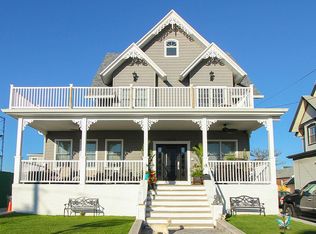 135 Beach 130 St, Far Rockaway, NY 11694