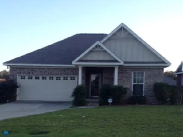 520 Sprucepine Rd, Dothan, AL 36301