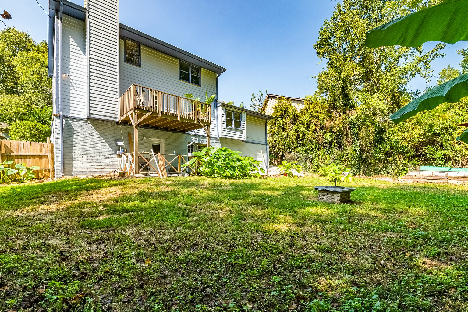 1157 Alpine Hills Dr photo 1