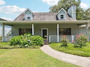 2203 Greenridge Dr SW, Marietta, GA 30008