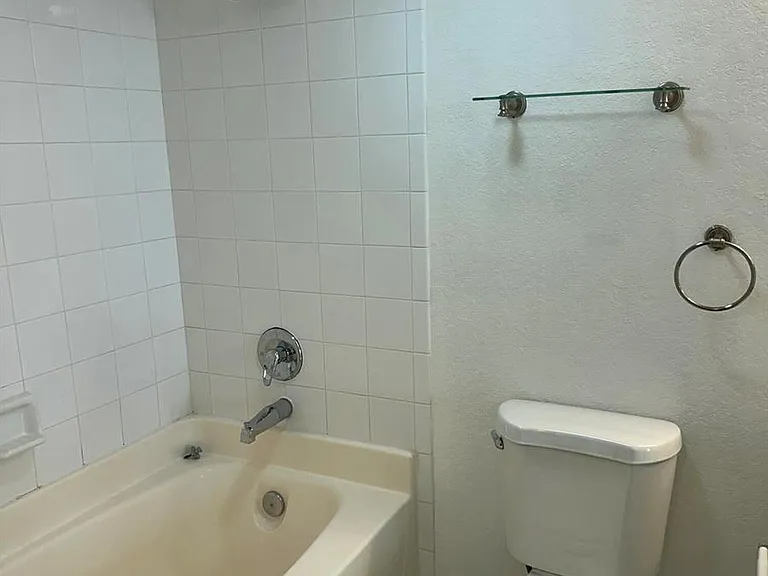 1801 N Flagler Dr #212 — Photo 10