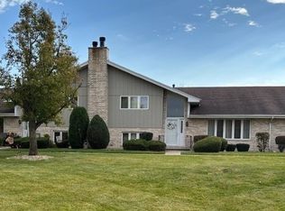 10831 Mississippi Ct, Orland Park, IL 60467