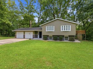 407 Oak Blvd, Port Byron, IL 61275