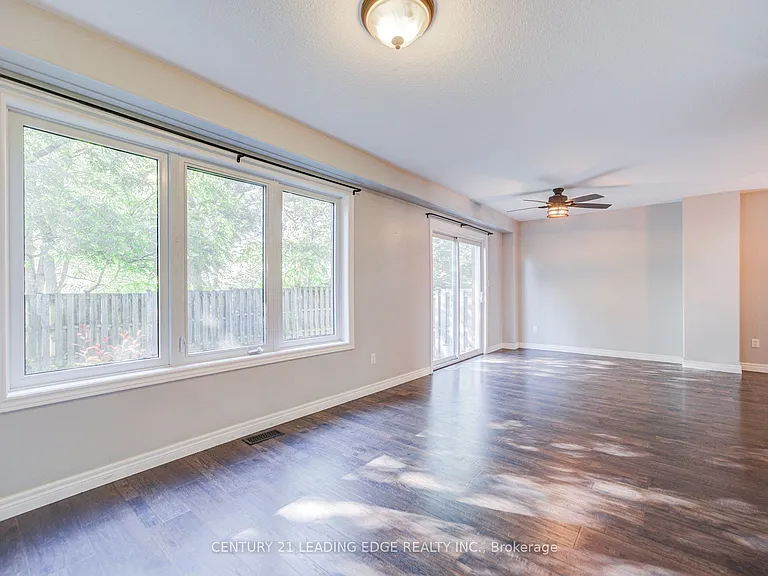 124 College St #9 — Photo 15