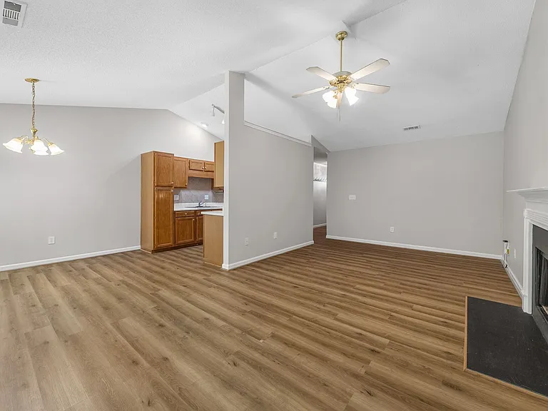 17 Waterfield Ct — Photo 12