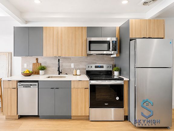 2nd image of 233 Tompkins Ave #1F