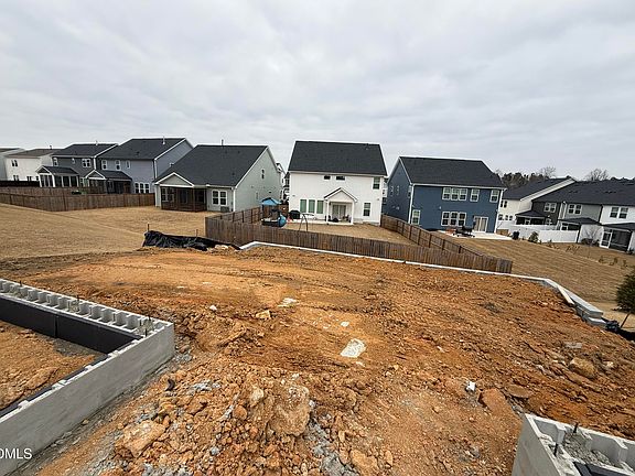 4th image of 357 Murray Grey Ln