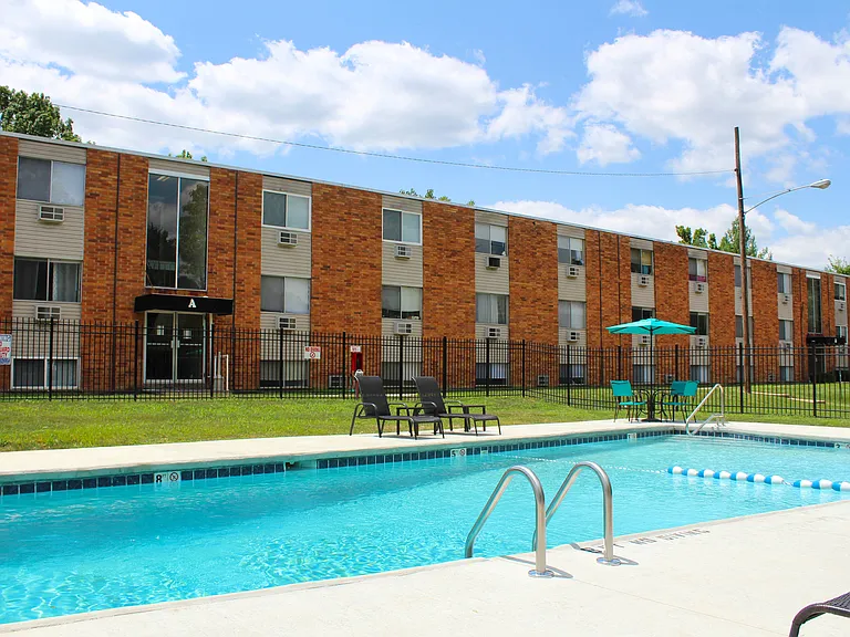 Barkley Ridge Apartments — Photo 39