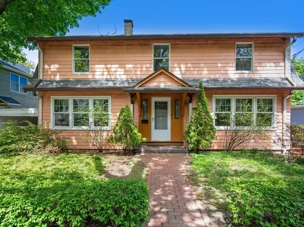 197 Mason Ter, Brookline, MA 02446