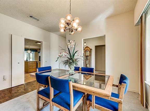 3rd image of 2513 Sierra Ln