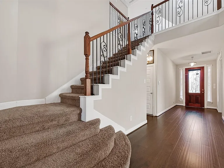 3002 Overbrook Meadow Ln — Photo 5