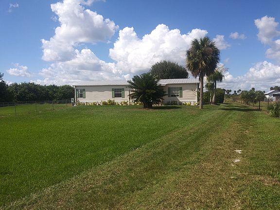 3rd image of 10275 SE 126th Blvd