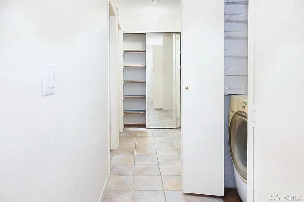 Entryway - 14511 NE 30th Pl #21A