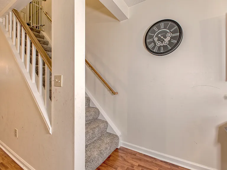 128 Winston Way — Photo 6