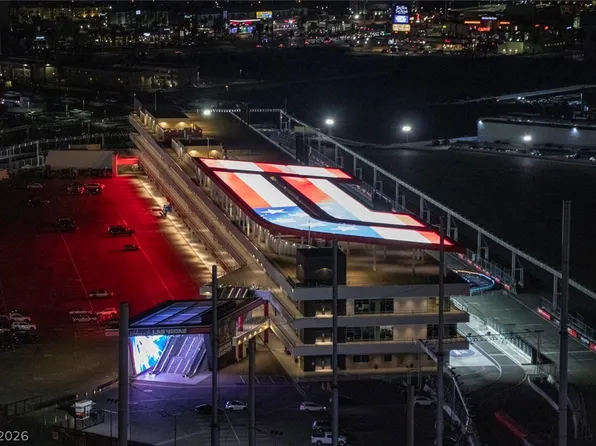 135 Harmon Ave #2720, Las Vegas, NV 89109