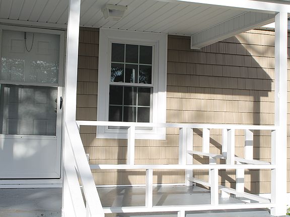 4th image of 104 S 27th St