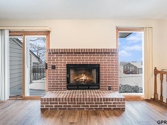 3rd image of 5556 Shirley St