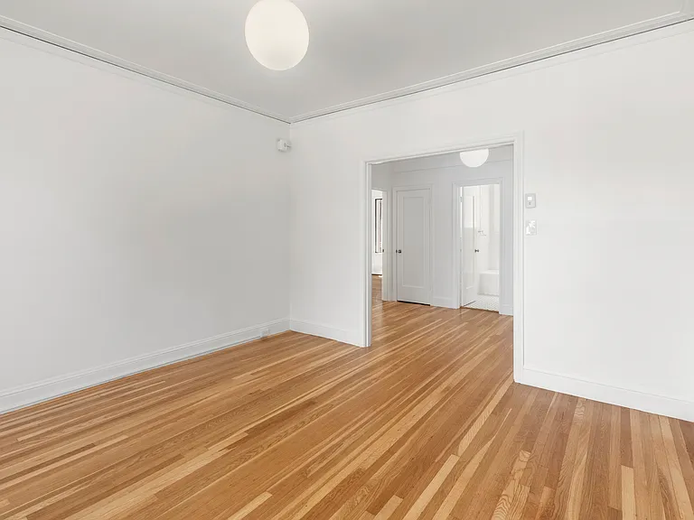 3260 Gough St #101 — Photo 9