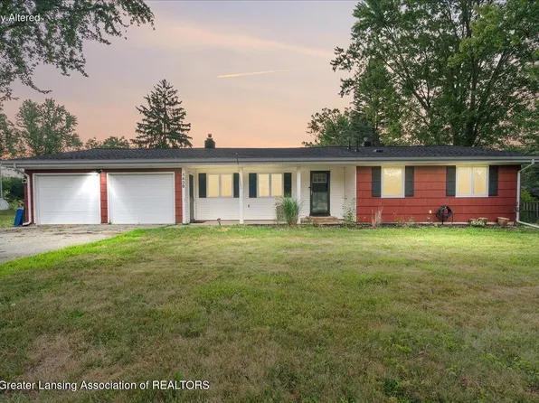 1438 N Hagadorn Rd, East Lansing, MI 48823