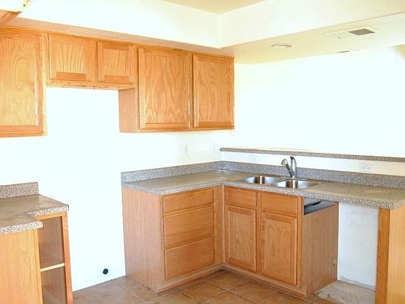 3rd image of 537 S Delaware Dr Unit 213