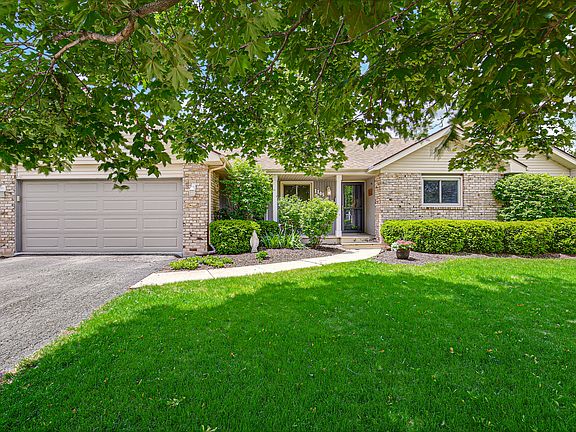 2nd image of 1105 Somerset Acres