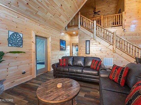 5th image of 44 Heritage Hills Dr