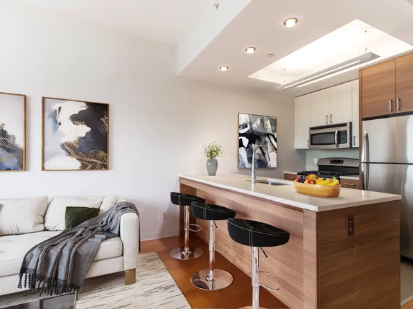 27-03 42nd Road image 4 of 25