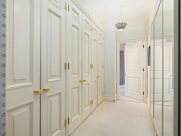 33 East 70th Street 7C image 8 of 9
